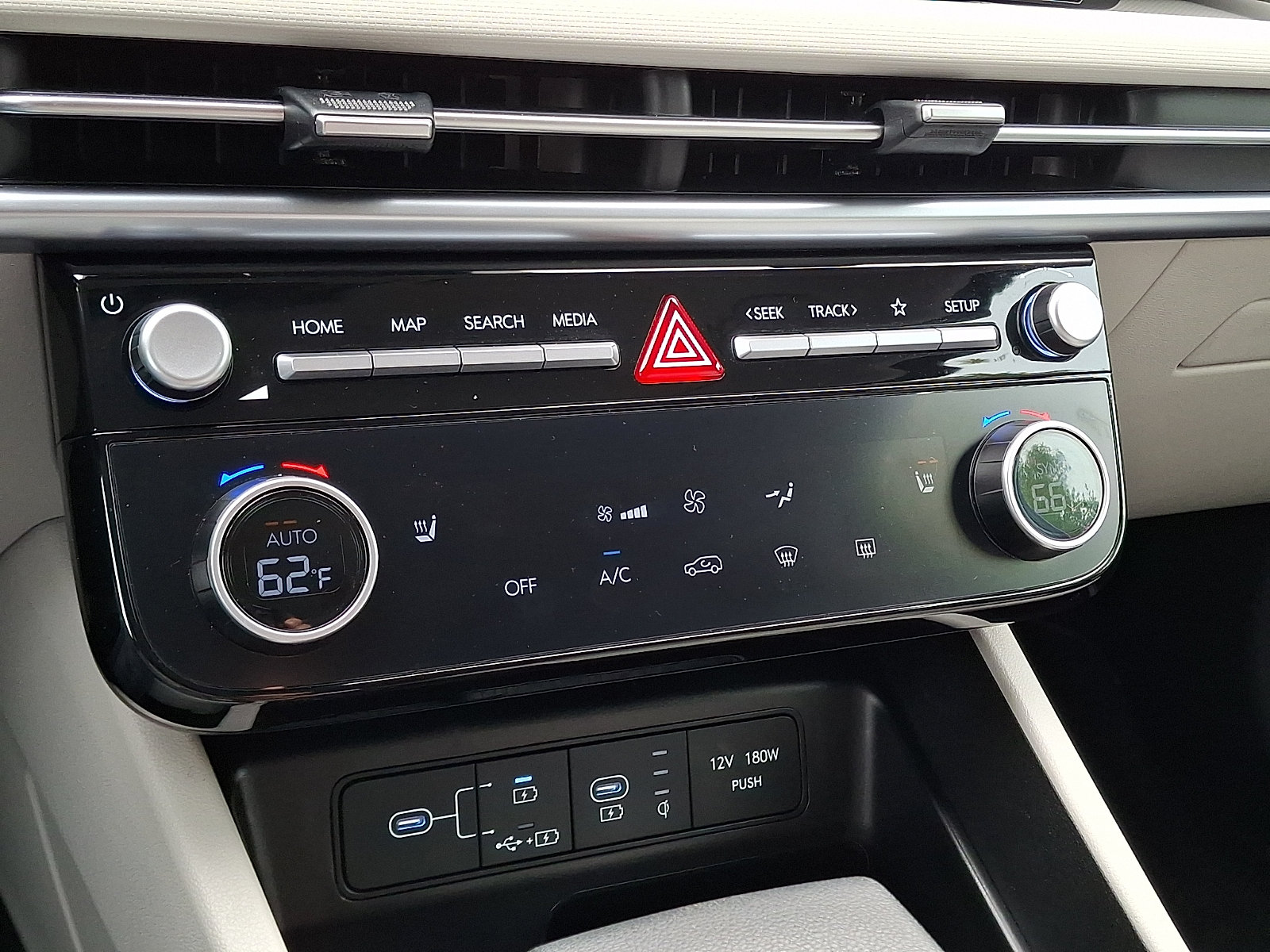 Used 2025 Hyundai Tucson SEL AWD/4WD image 15
