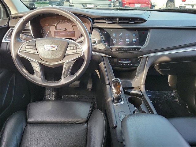 Used 2017 Cadillac XT5 Luxury w/ Driver Awareness Package image 8