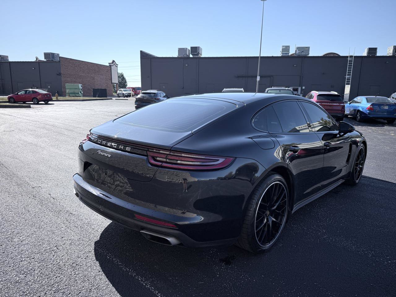 Used 2020 Porsche Panamera RWD image 5
