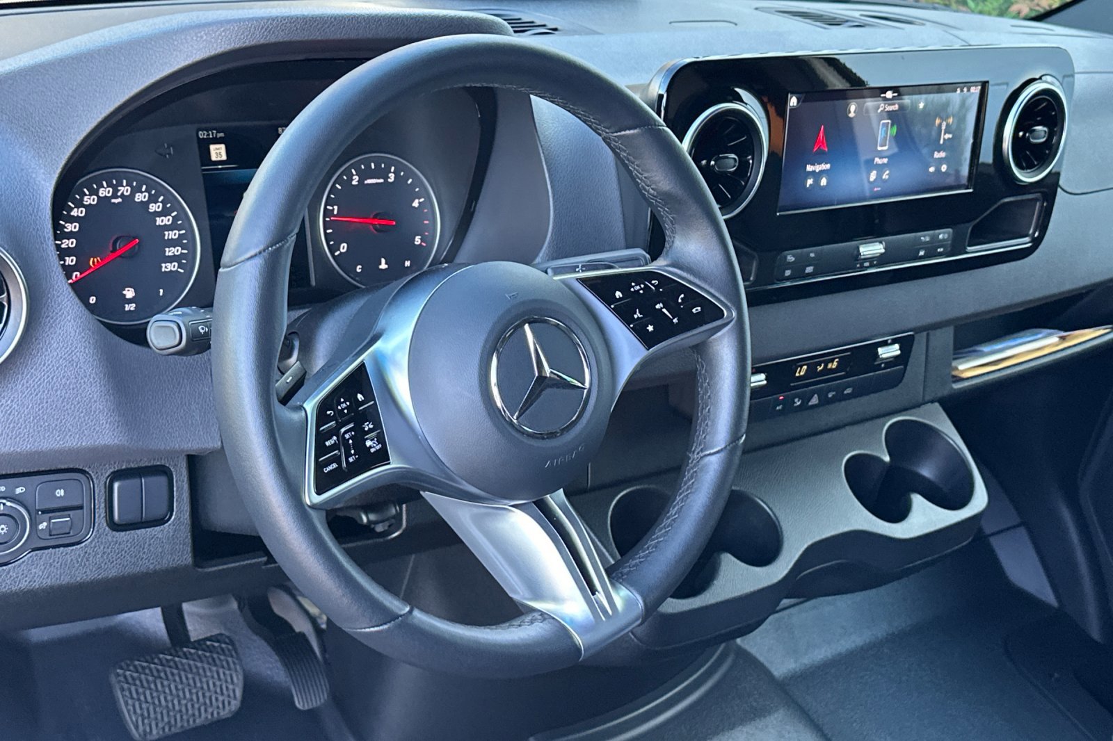 Used 2025 Mercedes-Benz Sprinter 3500 image 13