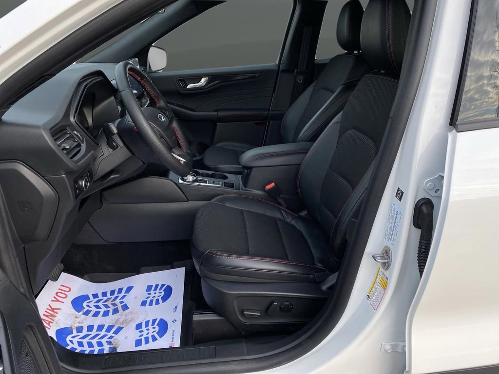 Certified 2025 Ford Escape ST-Line Elite w/ Tech Pack #1 image 5