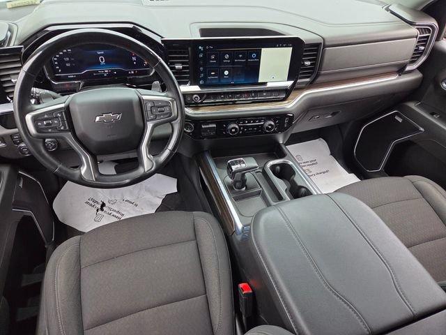 Used 2023 Chevrolet Silverado 1500 RST w/ Convenience Package II AWD/4WD image 9