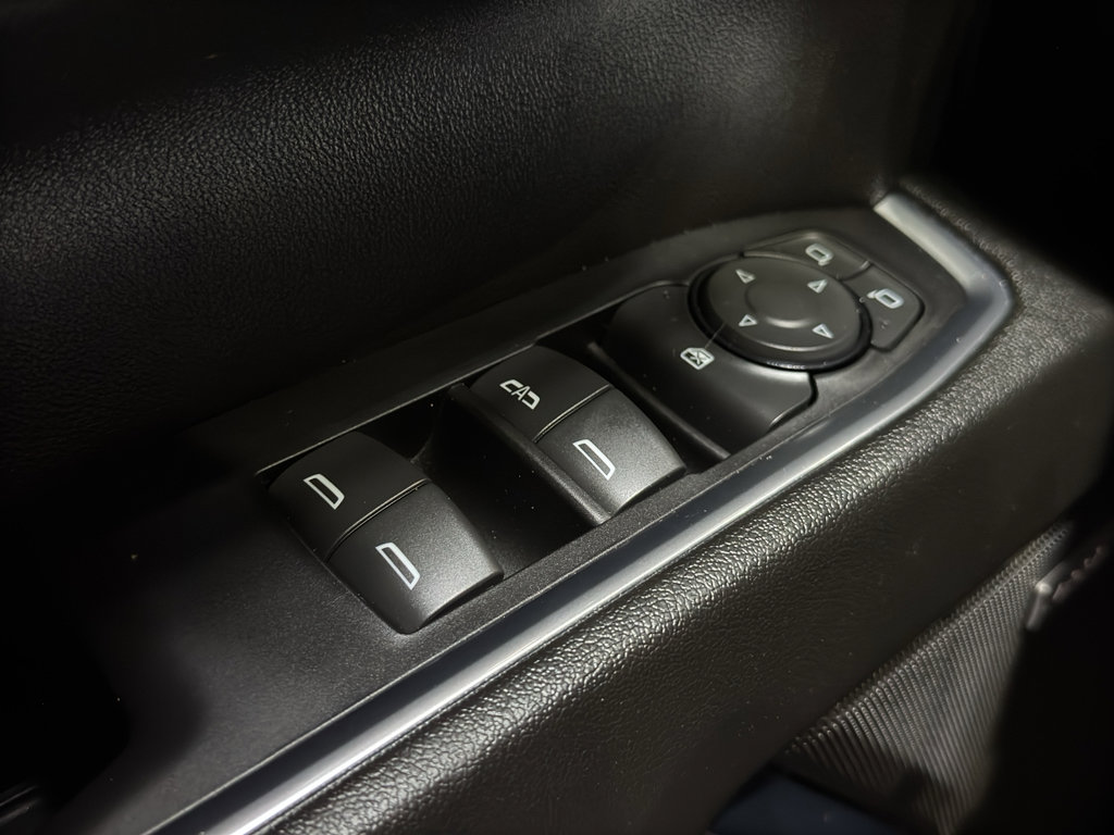 Used 2024 GMC Sierra 1500 Elevation w/ Elevation Premium Package image 38