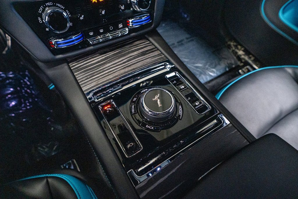 Used 2024 Rolls-Royce Spectre w/ Spectre Launch Package image 63