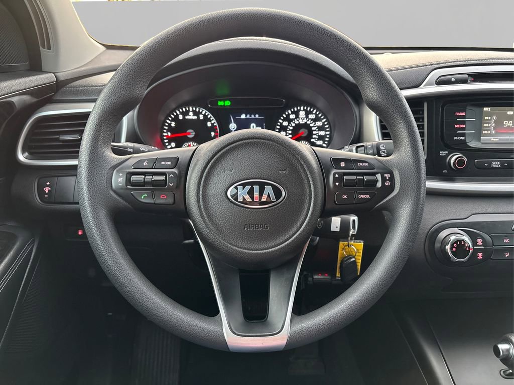 Used 2016 Kia Sorento LX image 24