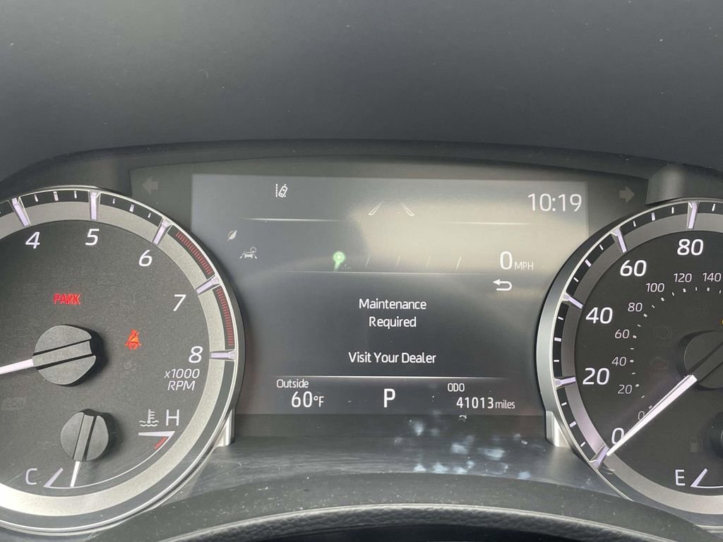 Used 2023 Toyota Highlander XLE image 29