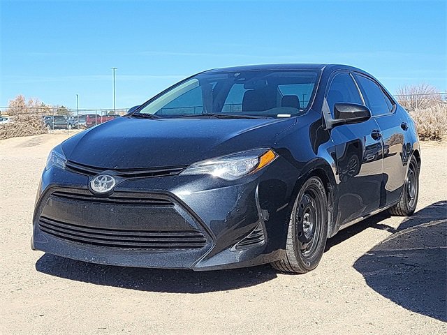 Used 2019 Toyota Corolla LE image 3