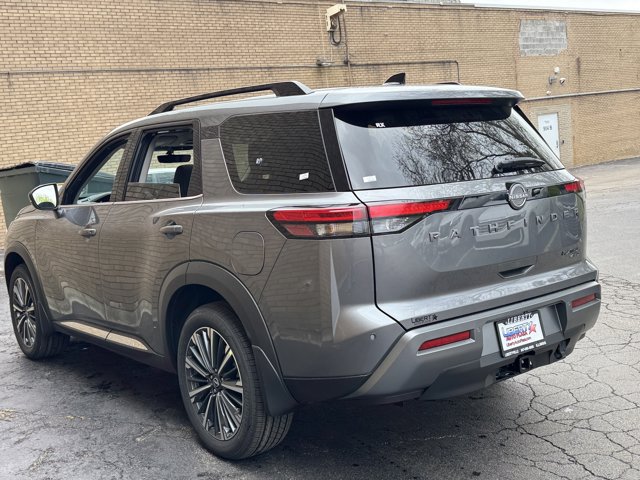 New 2026 Nissan Pathfinder Platinum AWD/4WD image 23