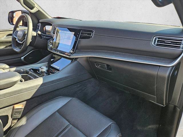 Used 2024 Jeep Wagoneer Series II w/ Flexible Seating Group image 21