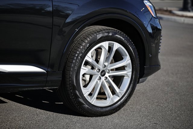 Used 2025 Audi Q7 3.0T Premium Plus image 5