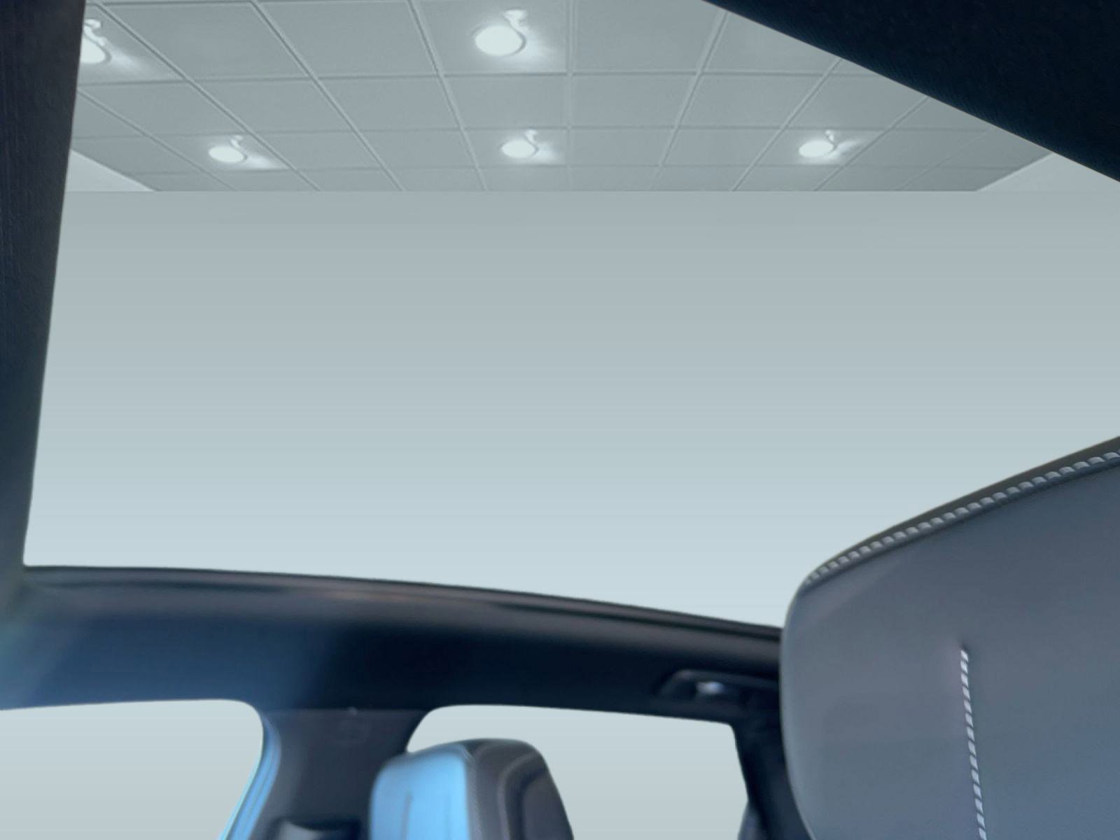 New 2026 Cadillac Lyriq Sport image 15