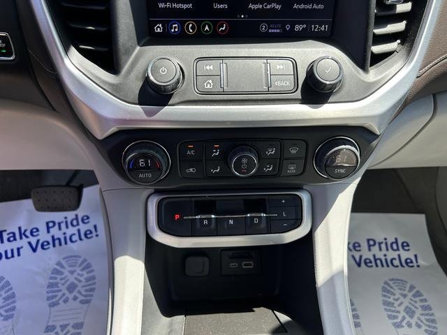 Used 2023 GMC Acadia SLT image 19