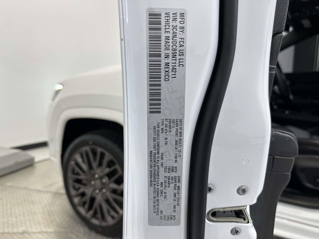 Certified 2022 Jeep Compass High Altitude image 30