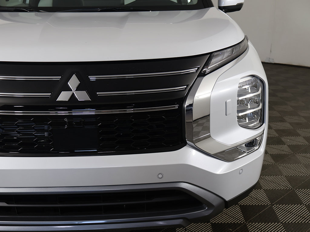 New 2026 Mitsubishi Outlander SE AWD/4WD image 16