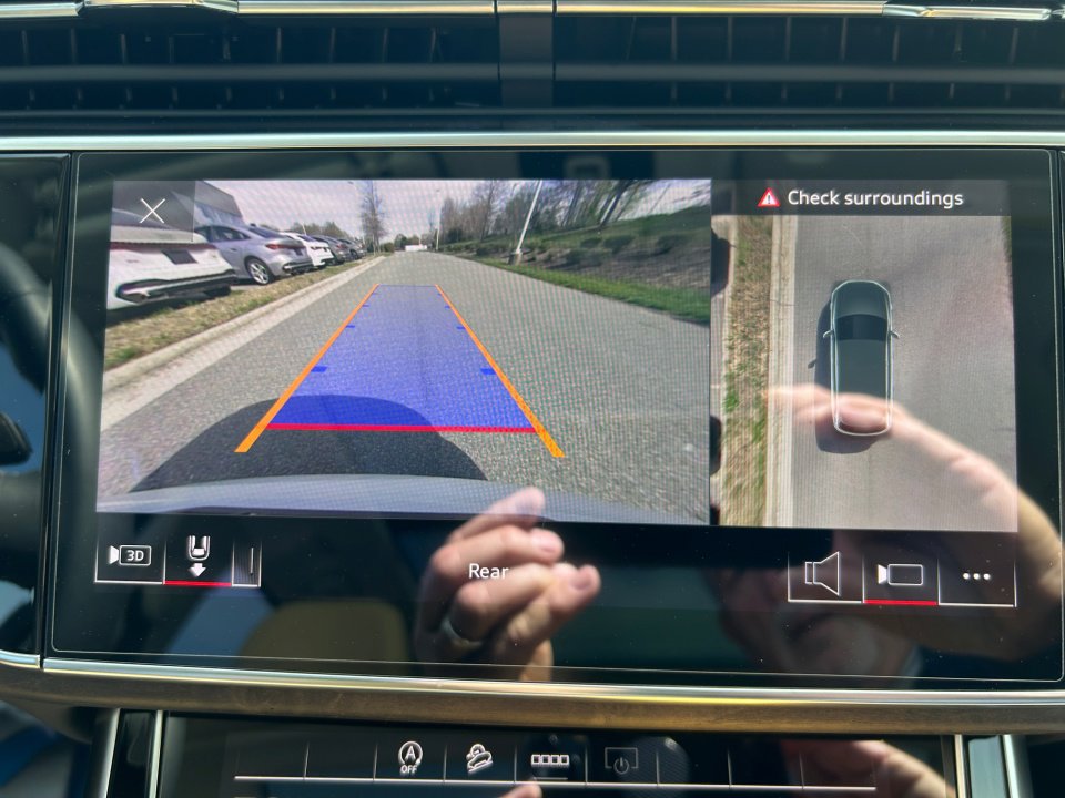 Certified 2025 Audi Q7 3.0T Premium Plus image 19