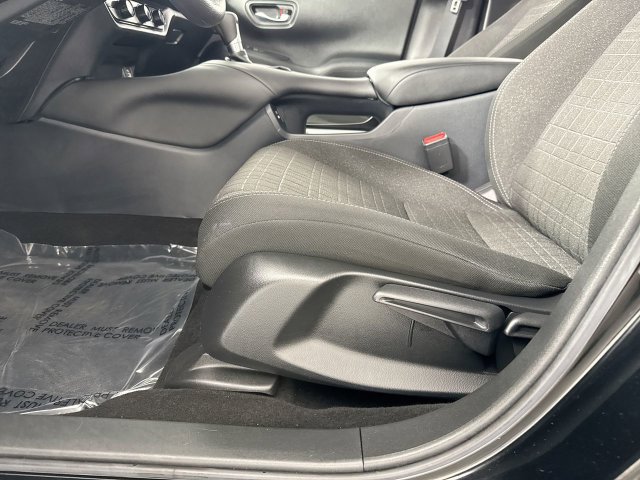 Certified 2024 Honda HR-V LX image 21