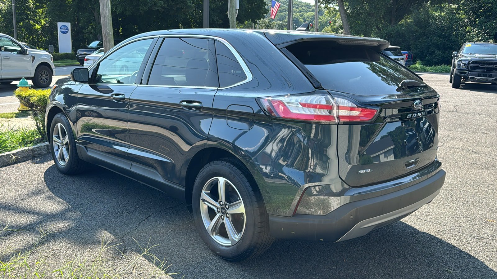 Used 2023 Ford Edge SEL w/ Convenience Package AWD/4WD image 7