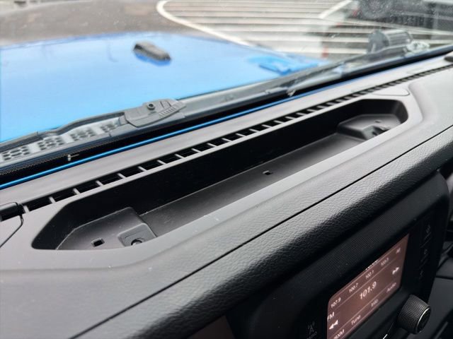 Used 2021 Jeep Gladiator Sport image 19