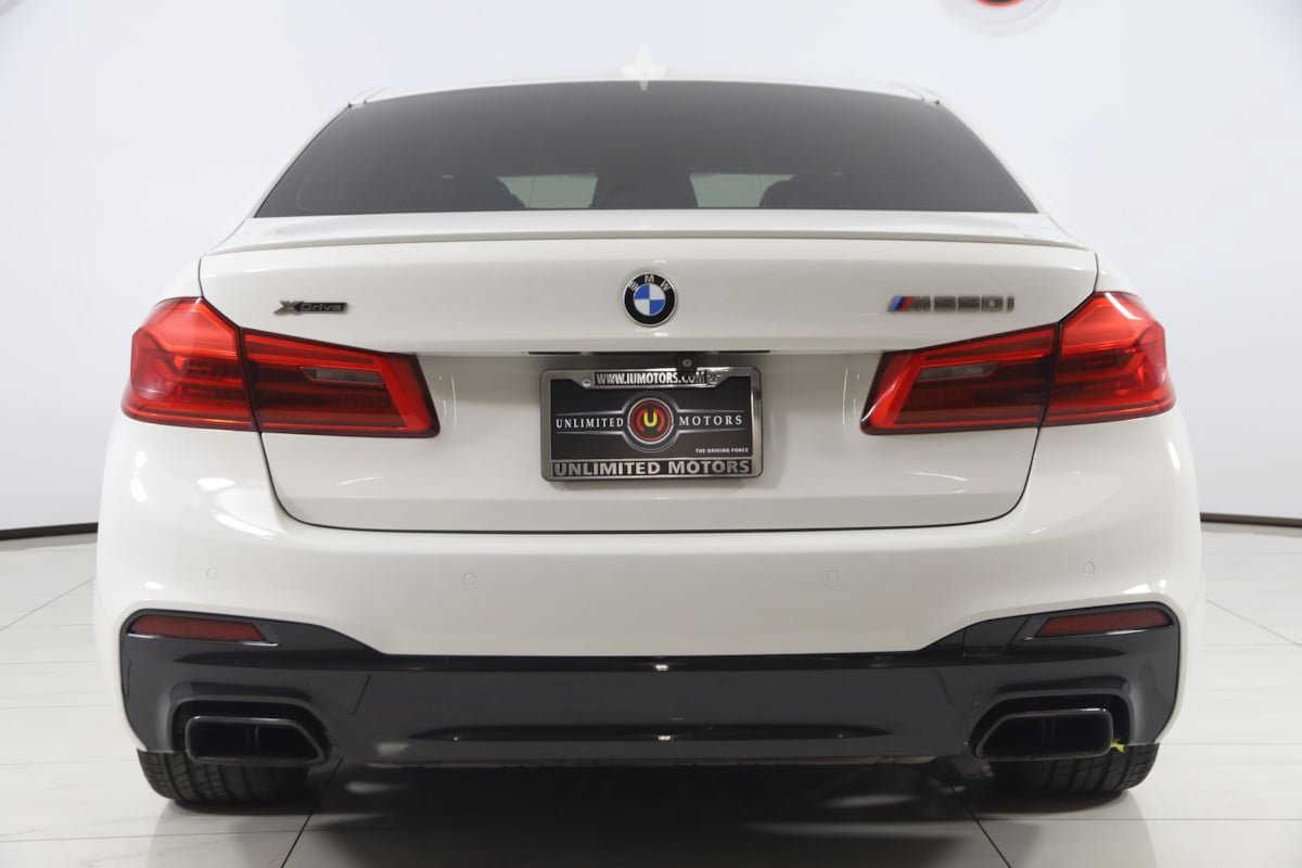 Used 2018 BMW M550i xDrive AWD/4WD image 48