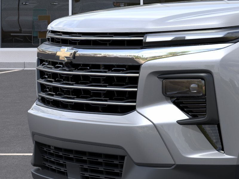 New 2026 Chevrolet Traverse LT w/ Sun and Wheel Package FWD image 14