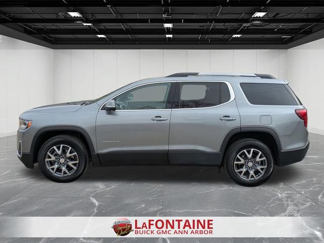 Certified 2023 GMC Acadia SLT w/ LPO, Floor Liner Package image 2