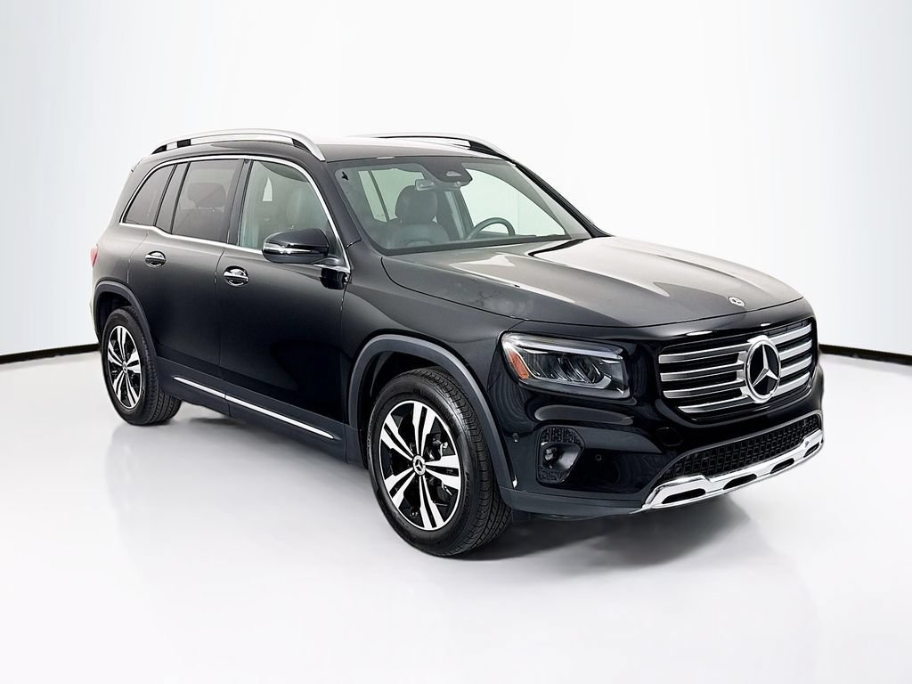 Certified 2025 Mercedes-Benz GLB 250 image 3