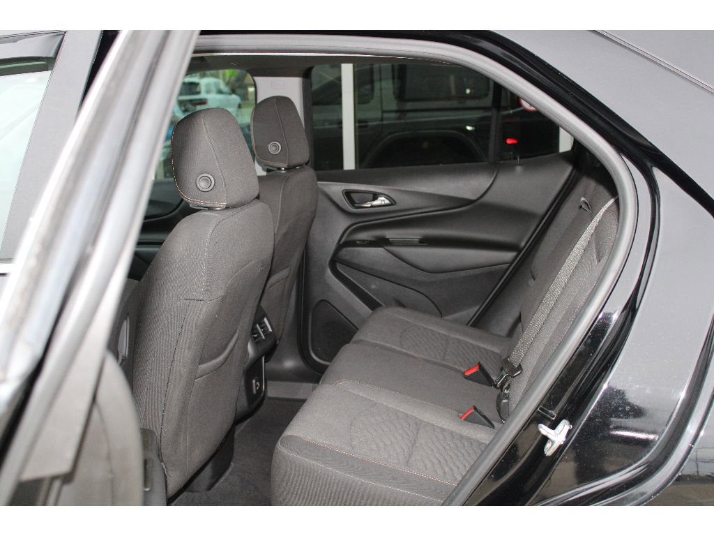 Used 2021 Chevrolet Equinox LT image 38