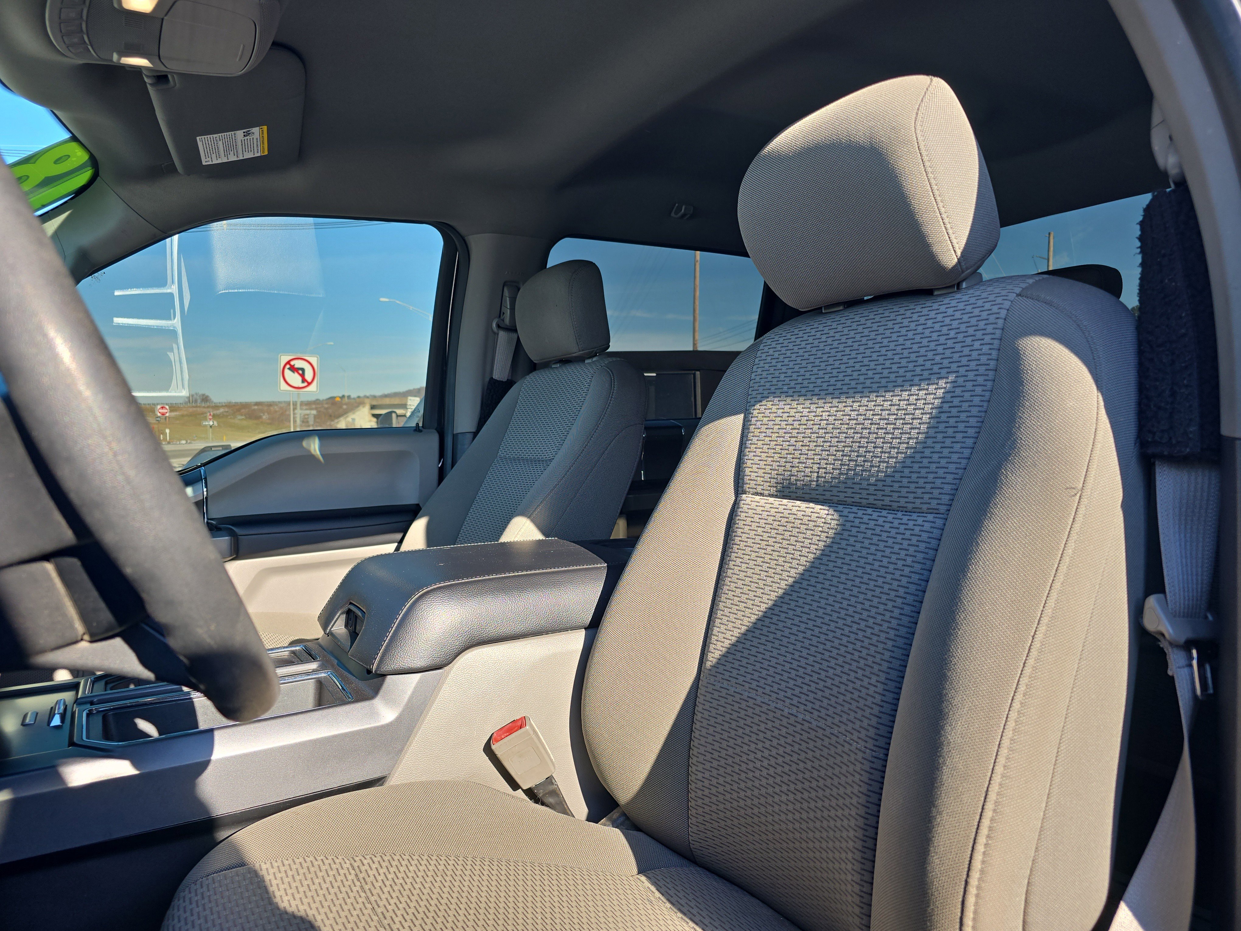 Used 2018 Ford F150 XLT w/ XTR Package image 13