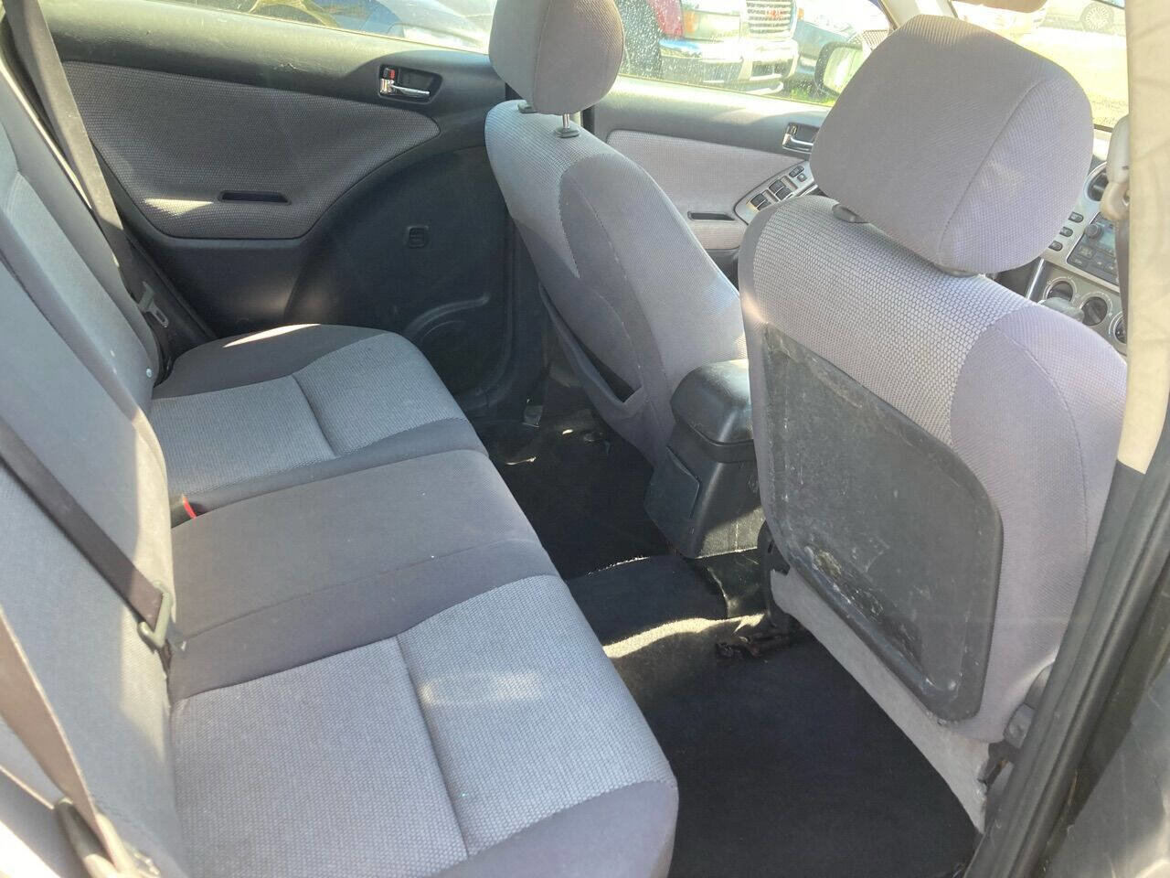 Used 2005 Toyota Matrix XR image 12