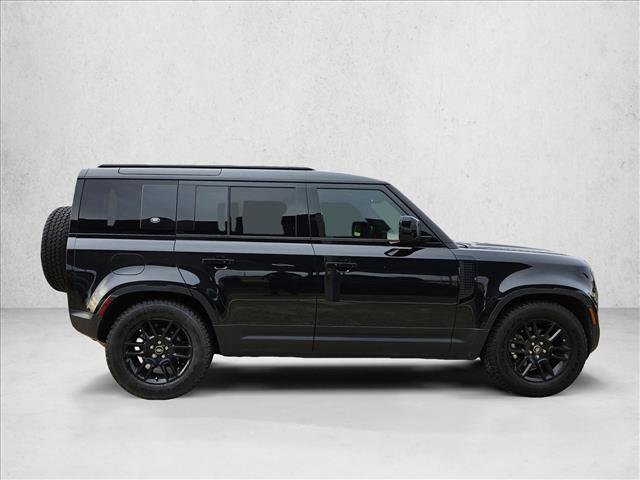 Used 2024 Land Rover Defender 110 S AWD/4WD image 4