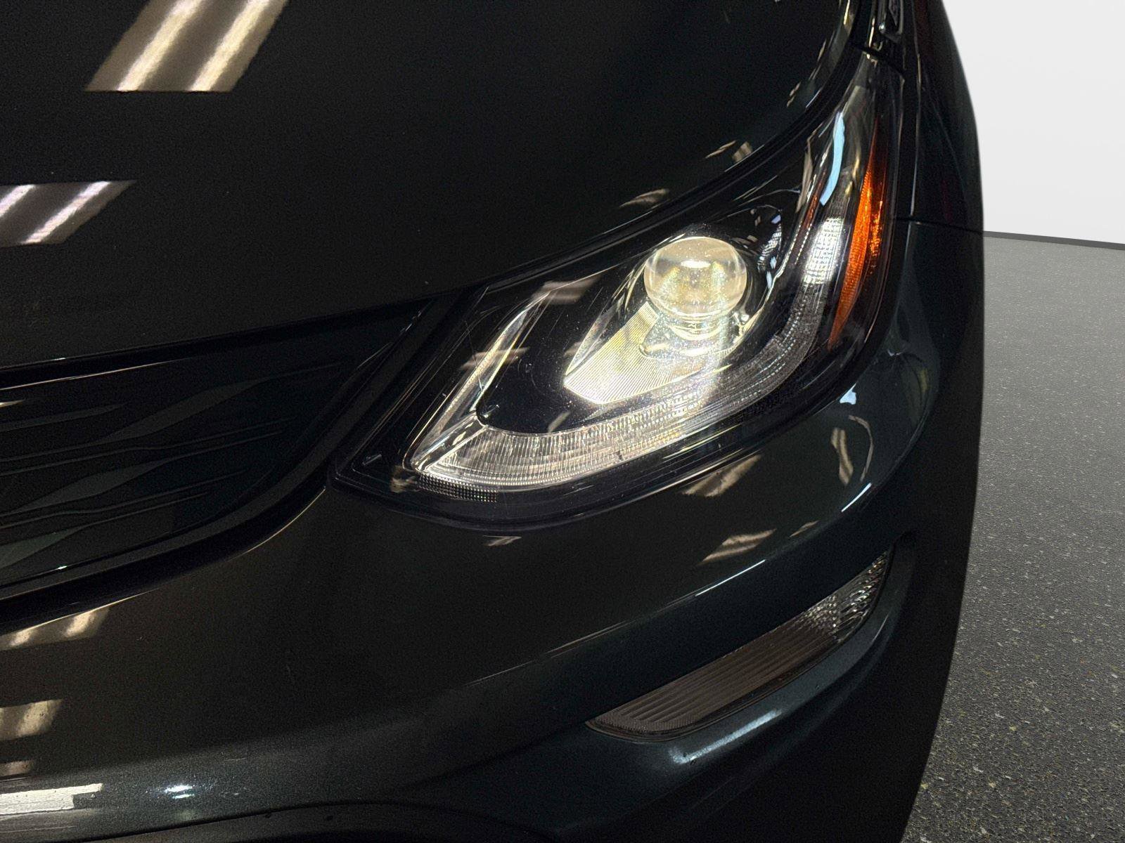 Used 2019 Chevrolet Bolt LT image 10