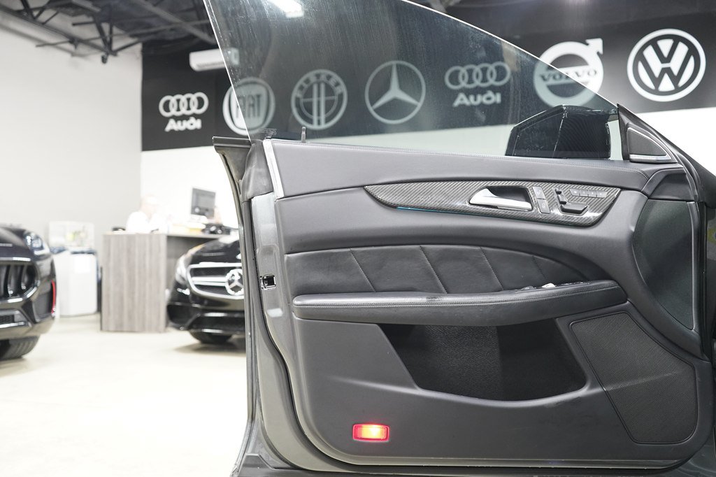 Used 2012 Mercedes-Benz CLS 63 AMG image 10