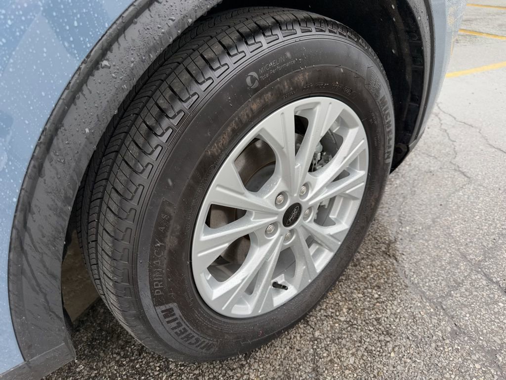 Used 2025 Ford Escape Active w/ Cold Weather Package FWD image 33
