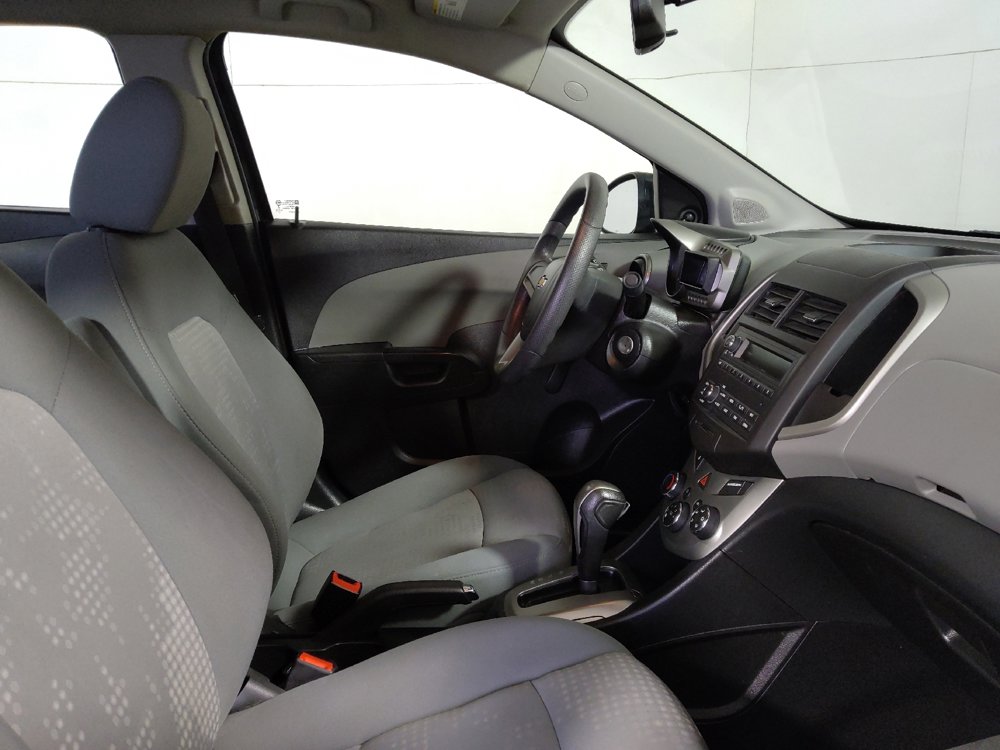 Used 2015 Chevrolet Sonic LS image 21