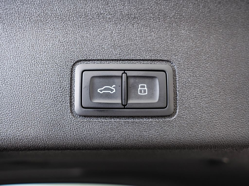 New 2026 Audi Q3 quattro 2.0T image 23