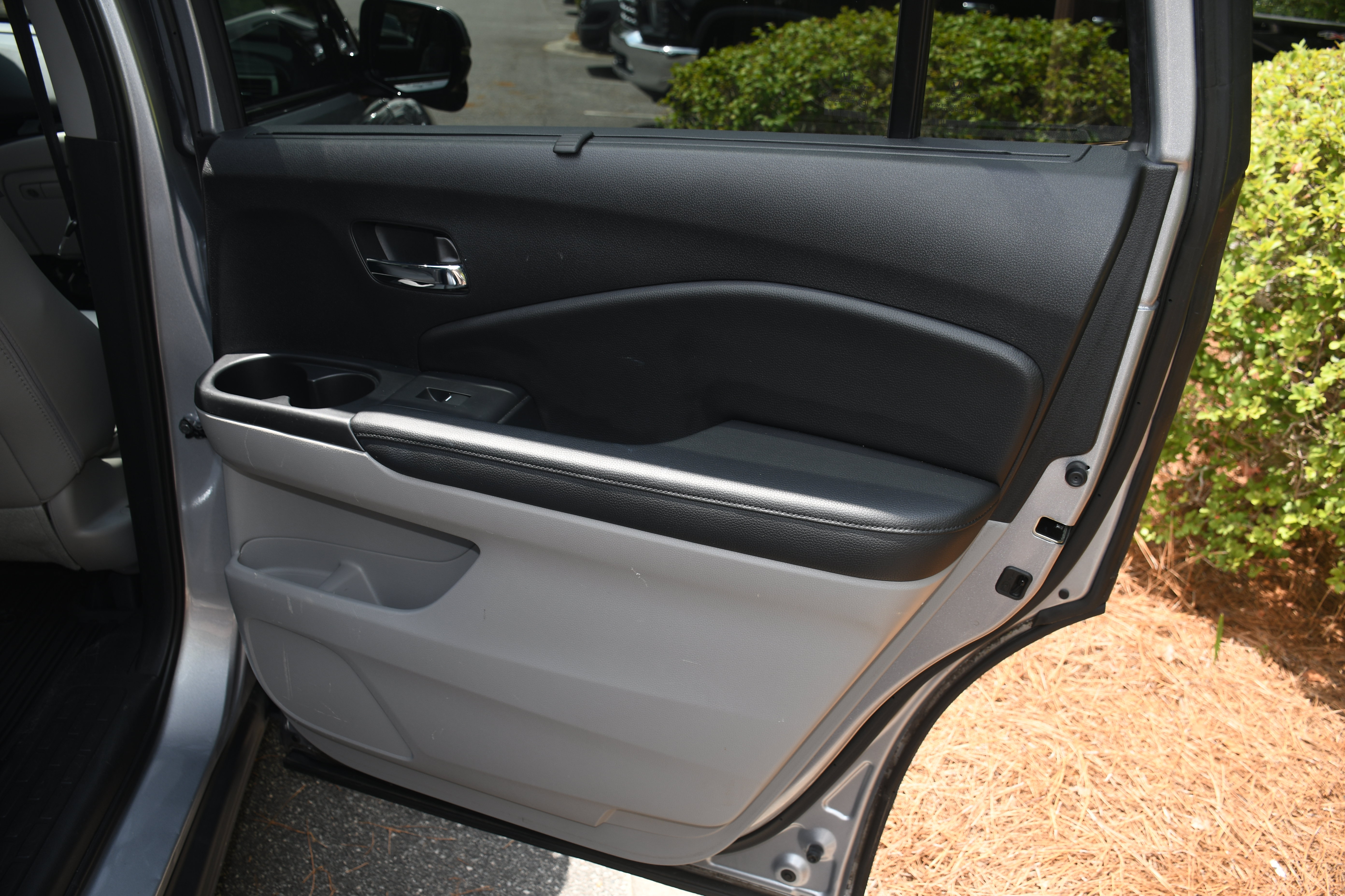 Used 2017 Honda Pilot Touring image 21