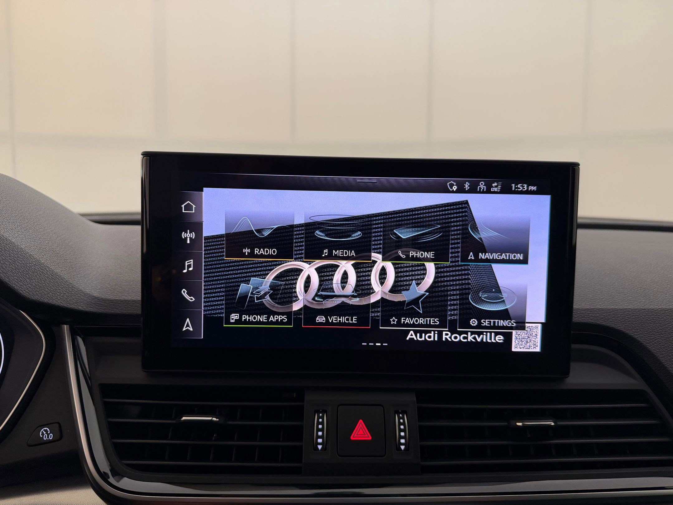 Certified 2025 Audi Q5 2.0T Premium w/ Convenience Plus Package image 24