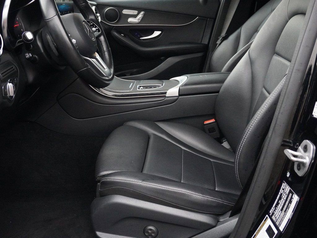 Used 2022 Mercedes-Benz GLC 300 4MATIC w/ Premium Package Lite image 24