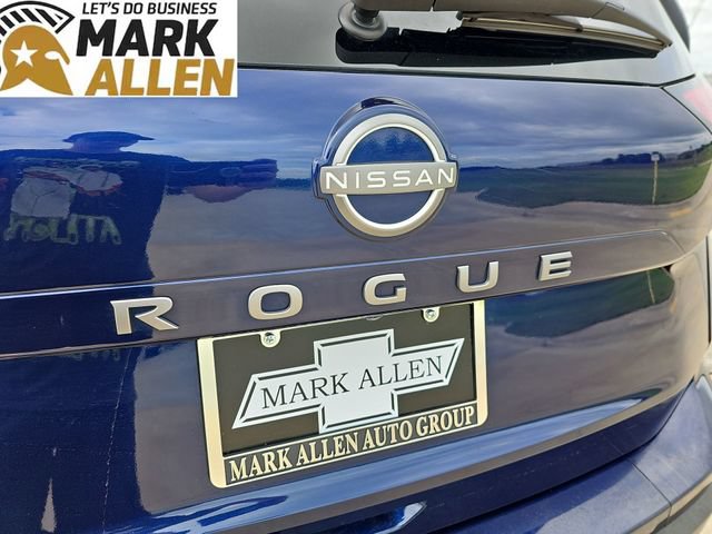 Used 2025 Nissan Rogue SV FWD image 31