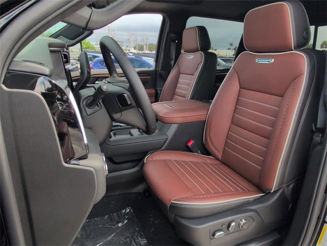 New 2026 GMC Sierra 2500 Denali Ultimate w/ Max Trailering Package image 5