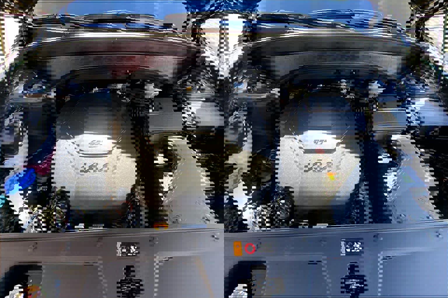 Used 2025 Kia Telluride SX image 30