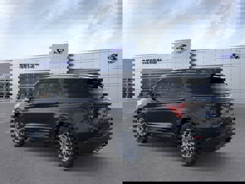 New 2026 Ford Explorer Active w/ Active Comfort Package image 4
