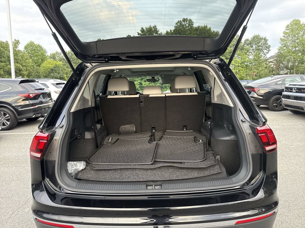 Used 2021 Volkswagen Tiguan SEL AWD/4WD image 21
