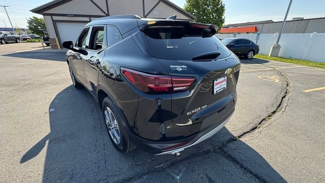 Used 2023 Chevrolet Blazer LT w/ Convenience Package AWD/4WD image 5