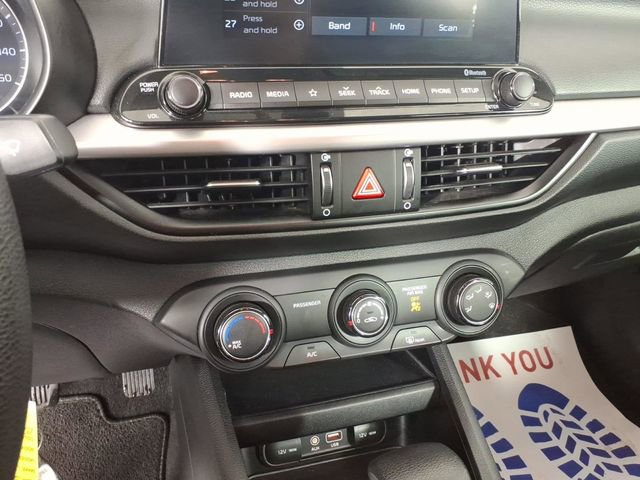Used 2021 Kia Forte LXS FWD image 19