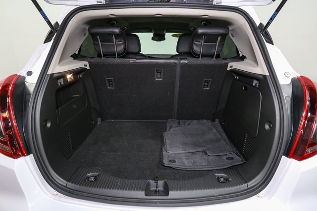 Used 2022 Buick Encore Preferred w/ Safety Package image 10