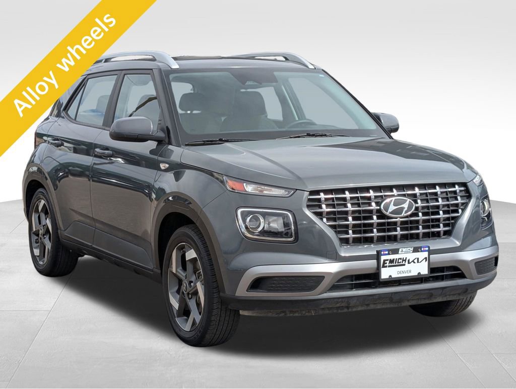 Used 2024 Hyundai Venue SEL image 7