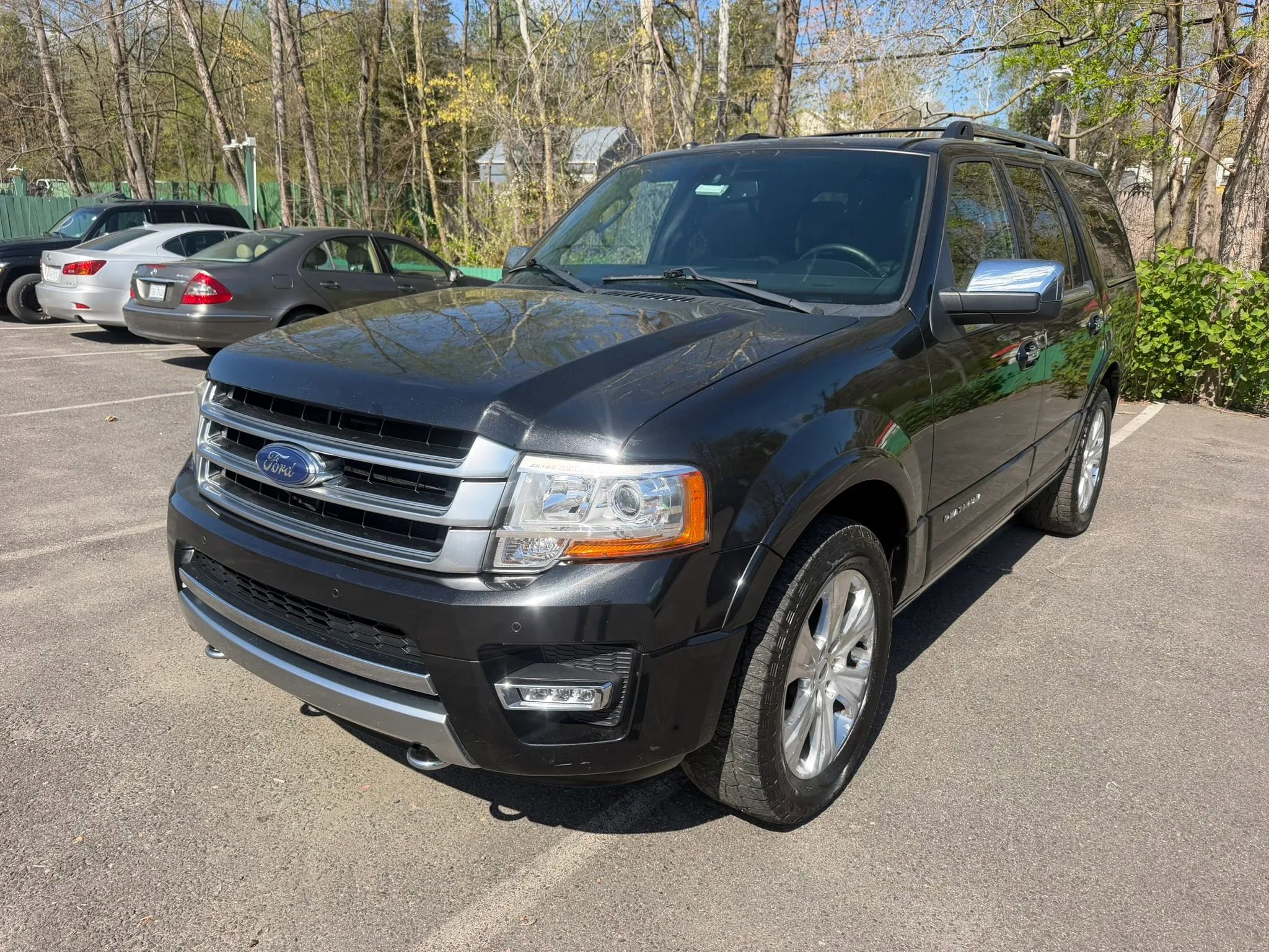 Used 2015 Ford Expedition Platinum image 1