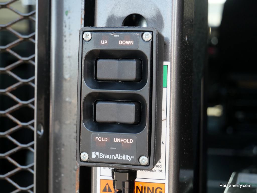 Used 2020 RAM ProMaster 2500 w/ Premium Appearance Group image 33