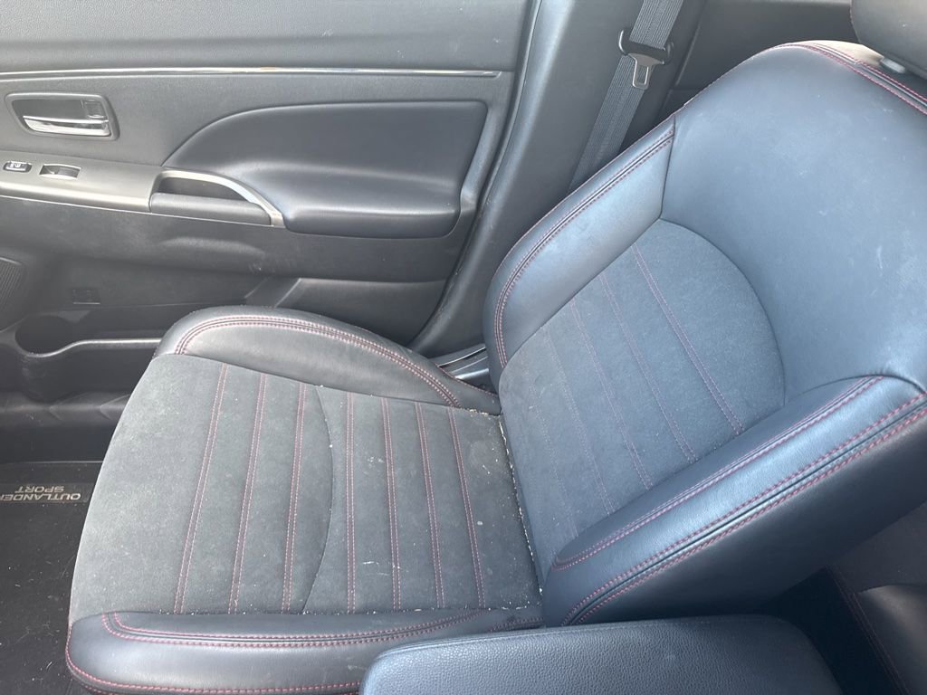 Used 2022 Mitsubishi Outlander Sport SE image 16